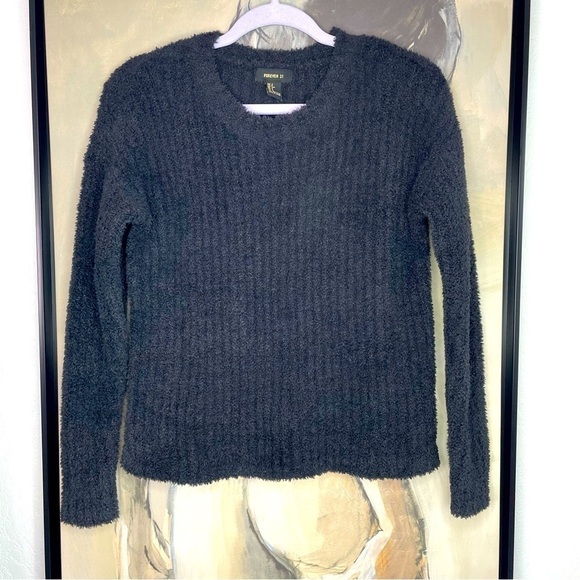FOREVER21 Black Fuzzy Sweater - Picture 1 of 4